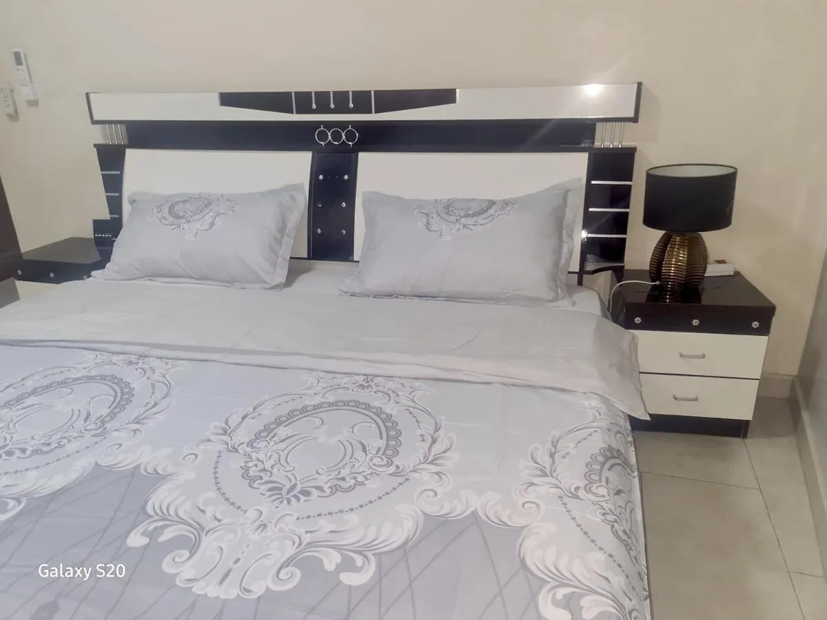 Apartment Chambre Et Salon Climatises A Dakar - Proche De La Mer Senegal