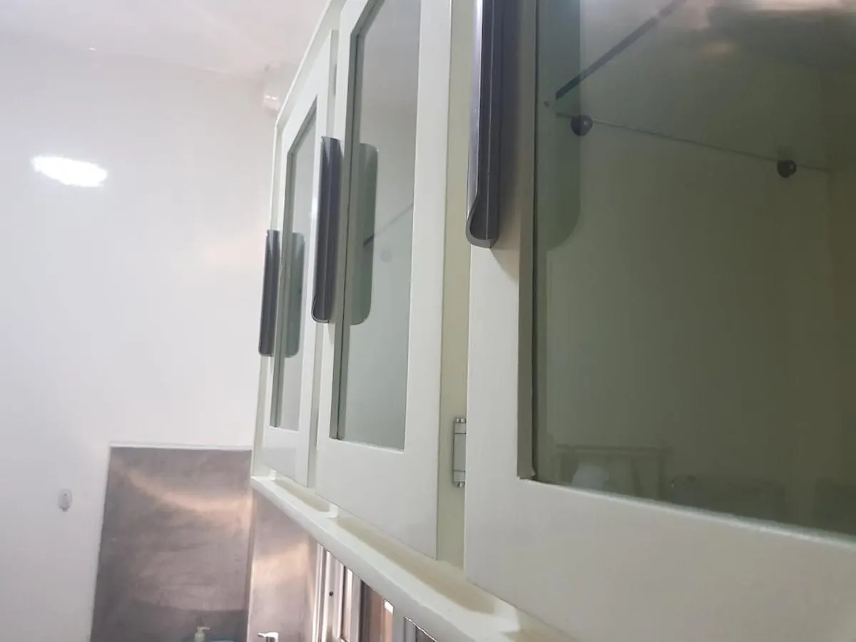 Chambre Et Salon Climatises A Dakar - Proche De La Mer