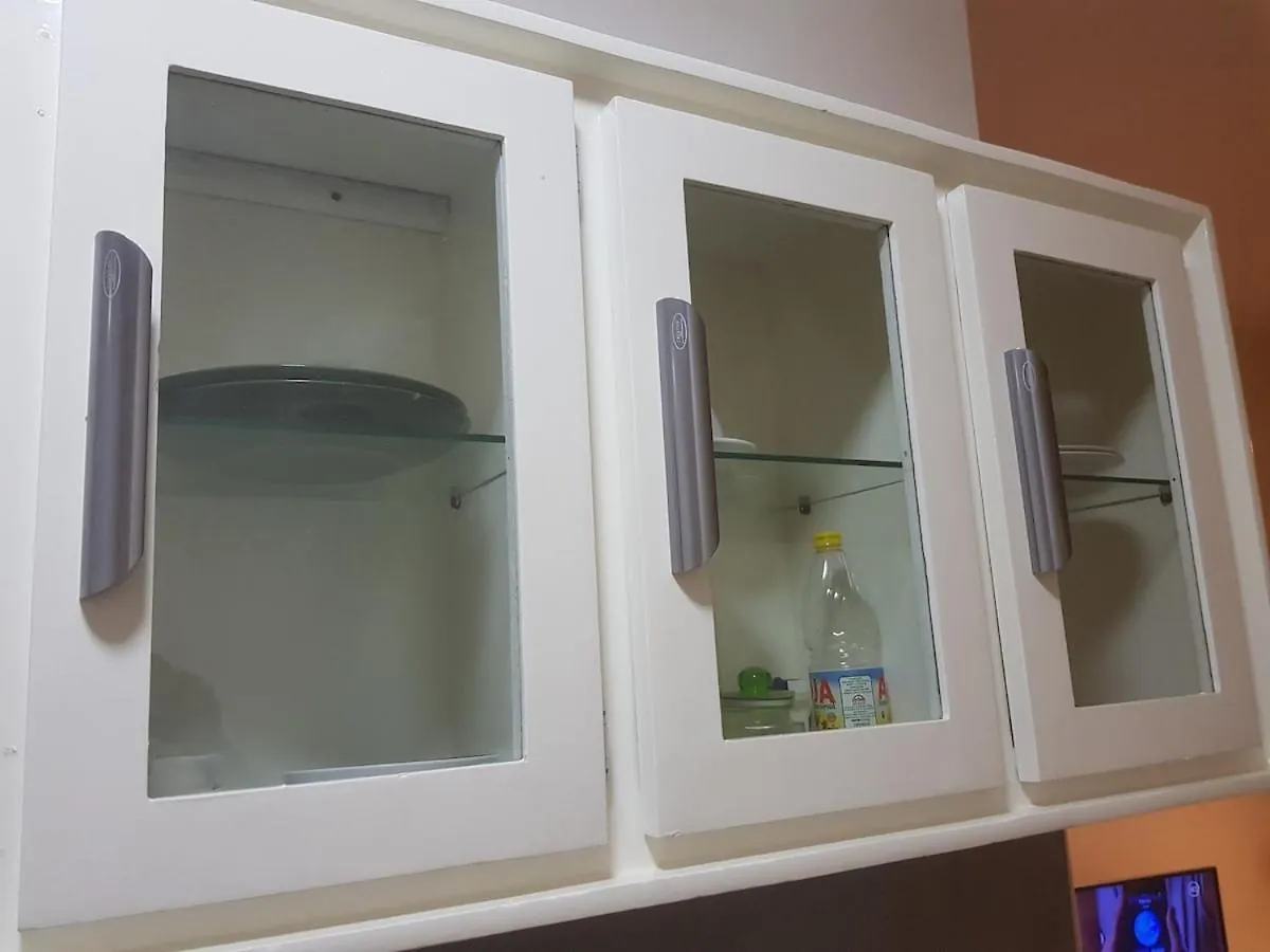 Chambre Et Salon Climatises A Dakar - Proche De La Mer 0*,
