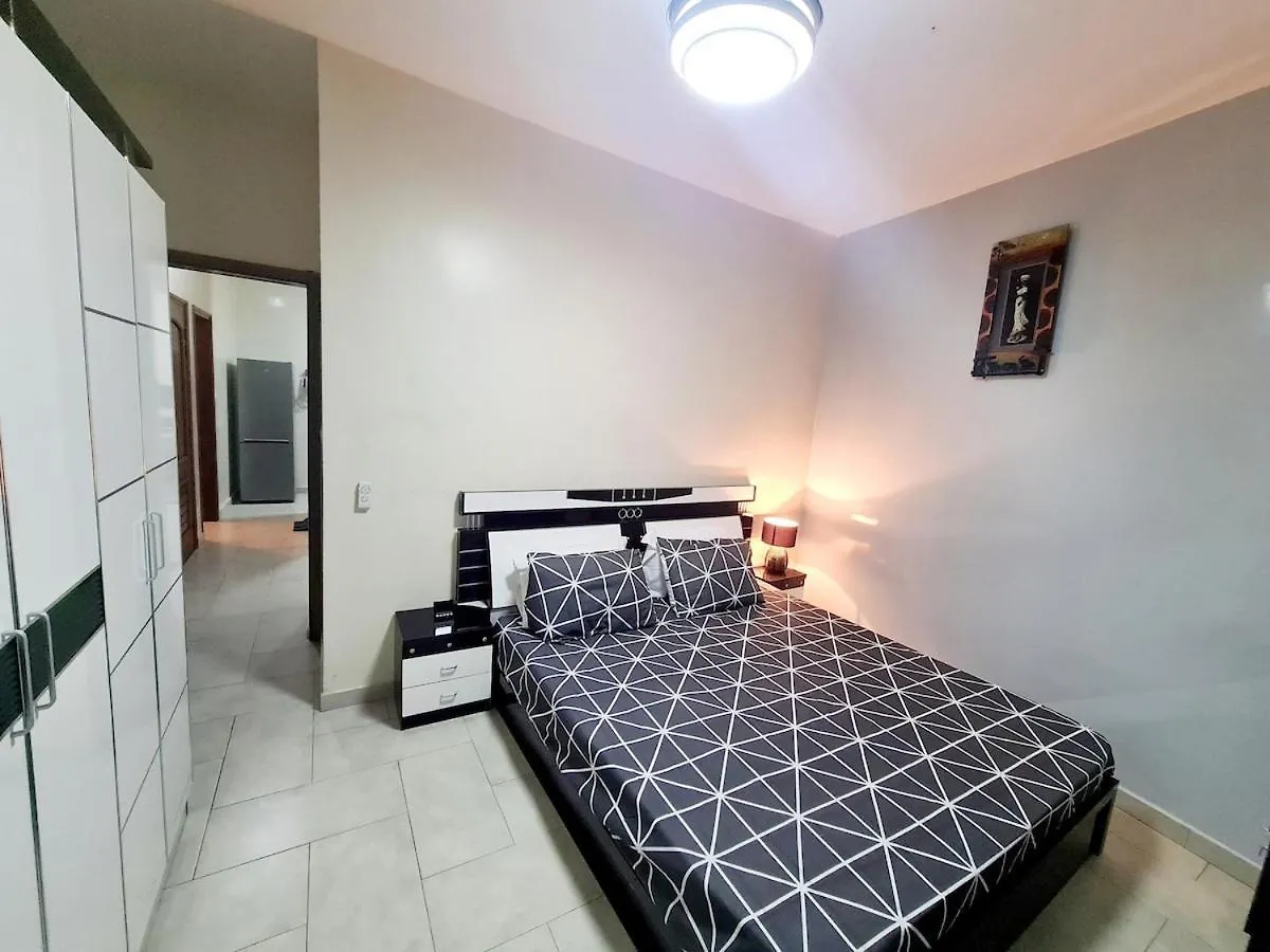 Chambre Et Salon Climatises A Dakar - Proche De La Mer Senegal